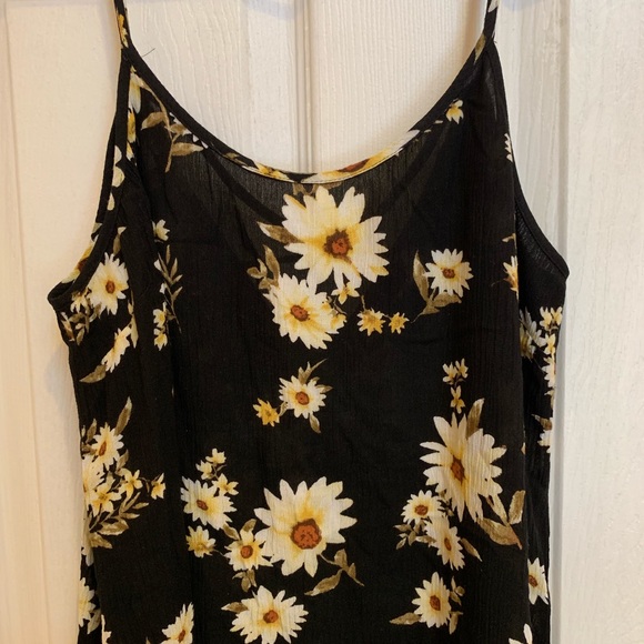 Black Daisy Dress size S Like New - Picture 3 of 6